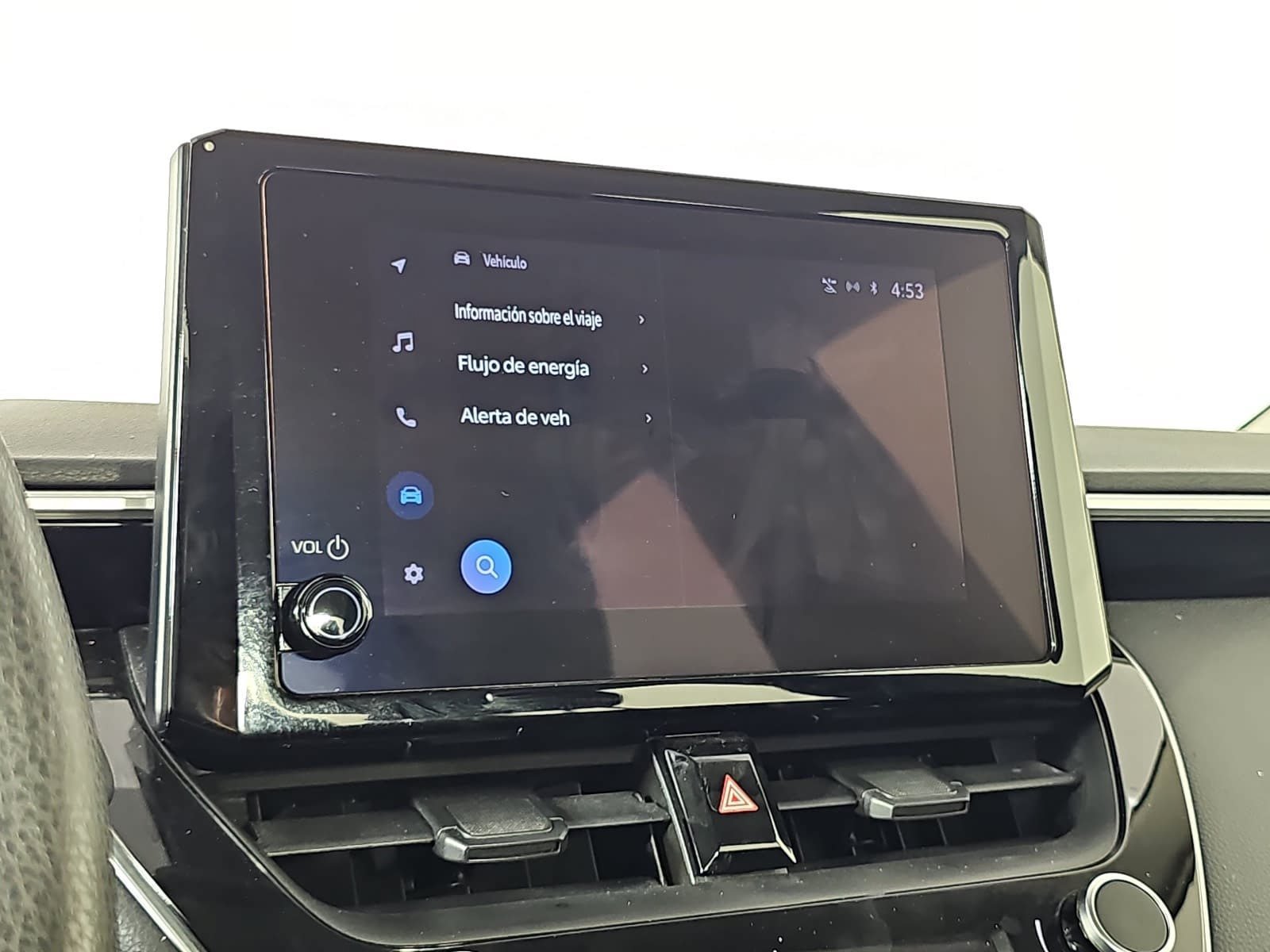 Used 2023 Silver Toyota LE image 18