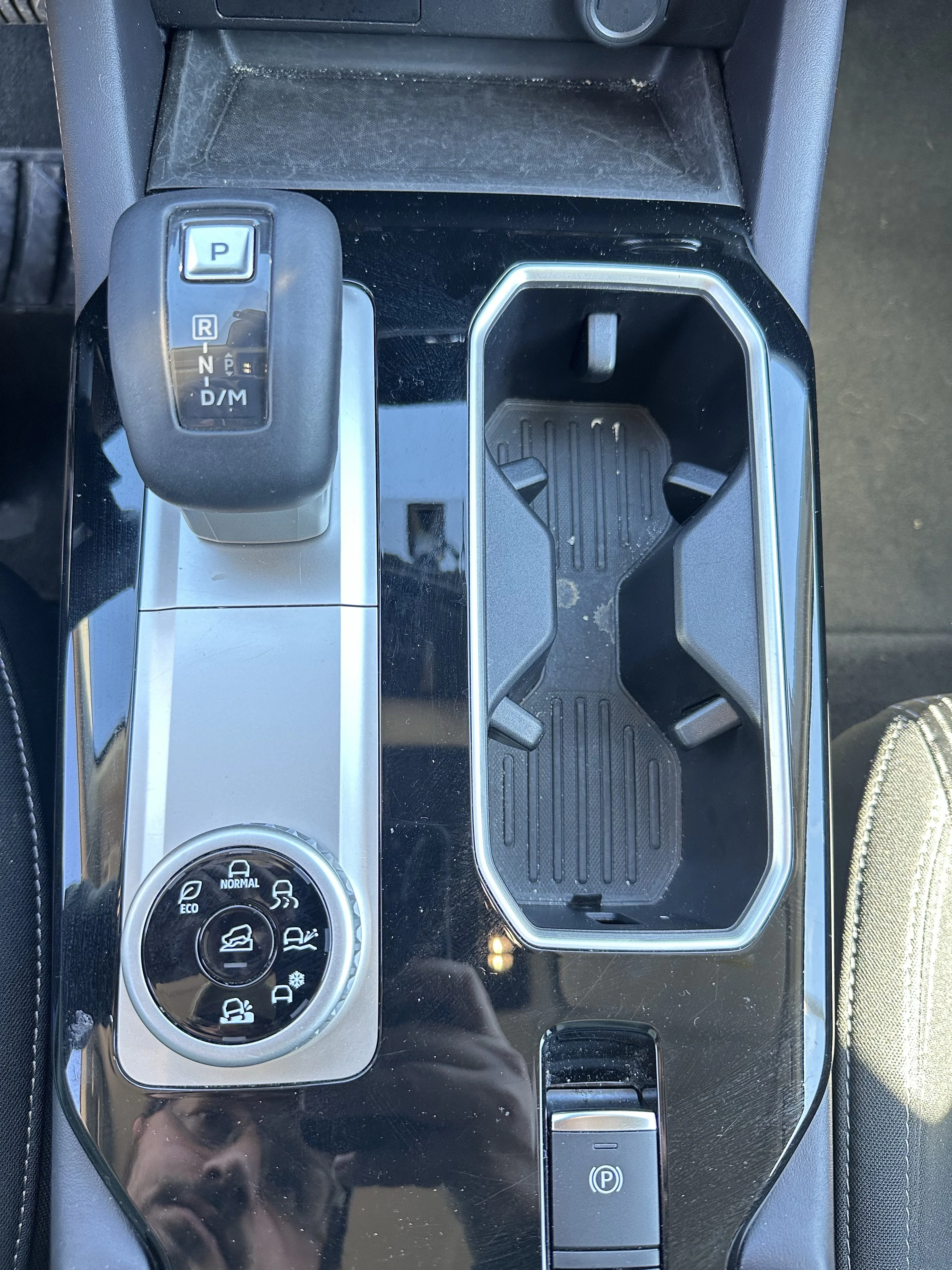 Certified Used 2025  Mitsubishi ES image 16