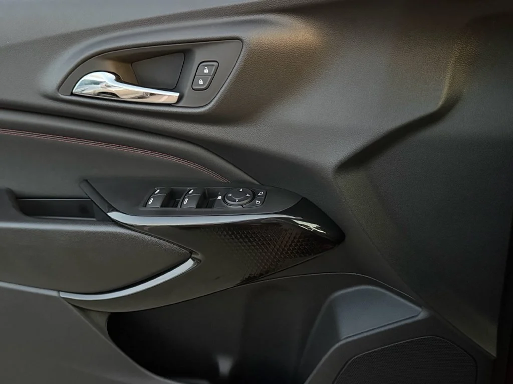 2026 Chevrolet Trax RS - Photo 18
