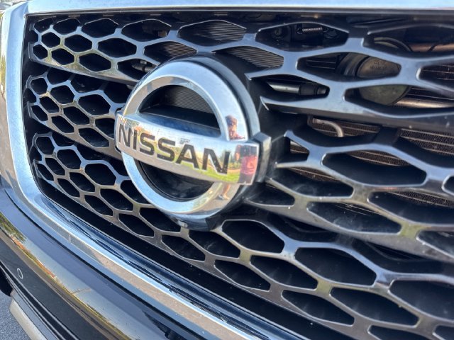 Used 2020 Black Nissan Platinum image 34