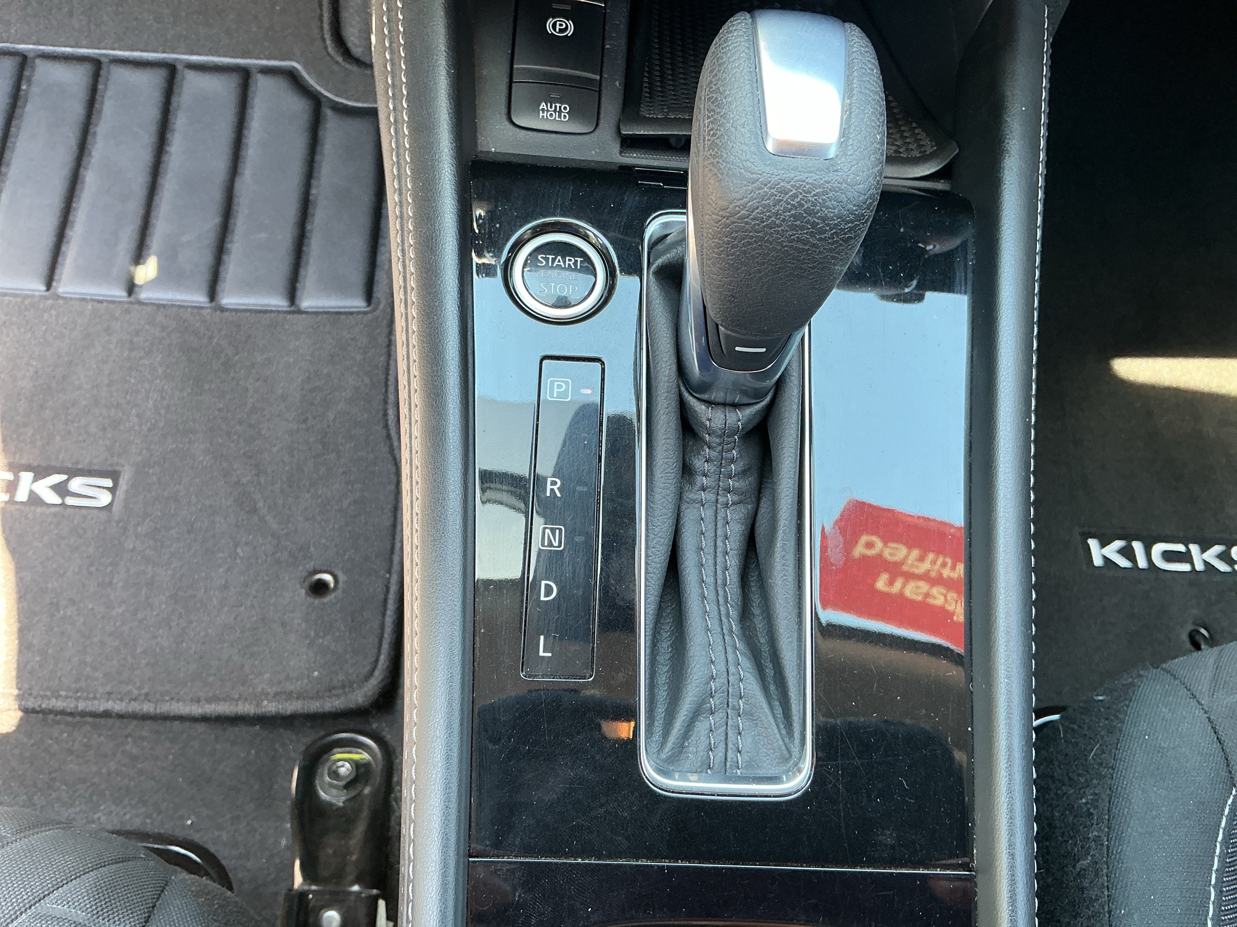 Certified Used 2022 Gray/Super Black Nissan SV image 19