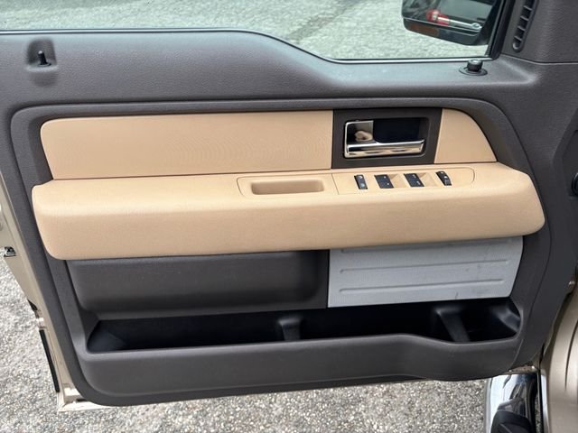 Used 2013 Pale Adobe Metall Ford XLT image 22