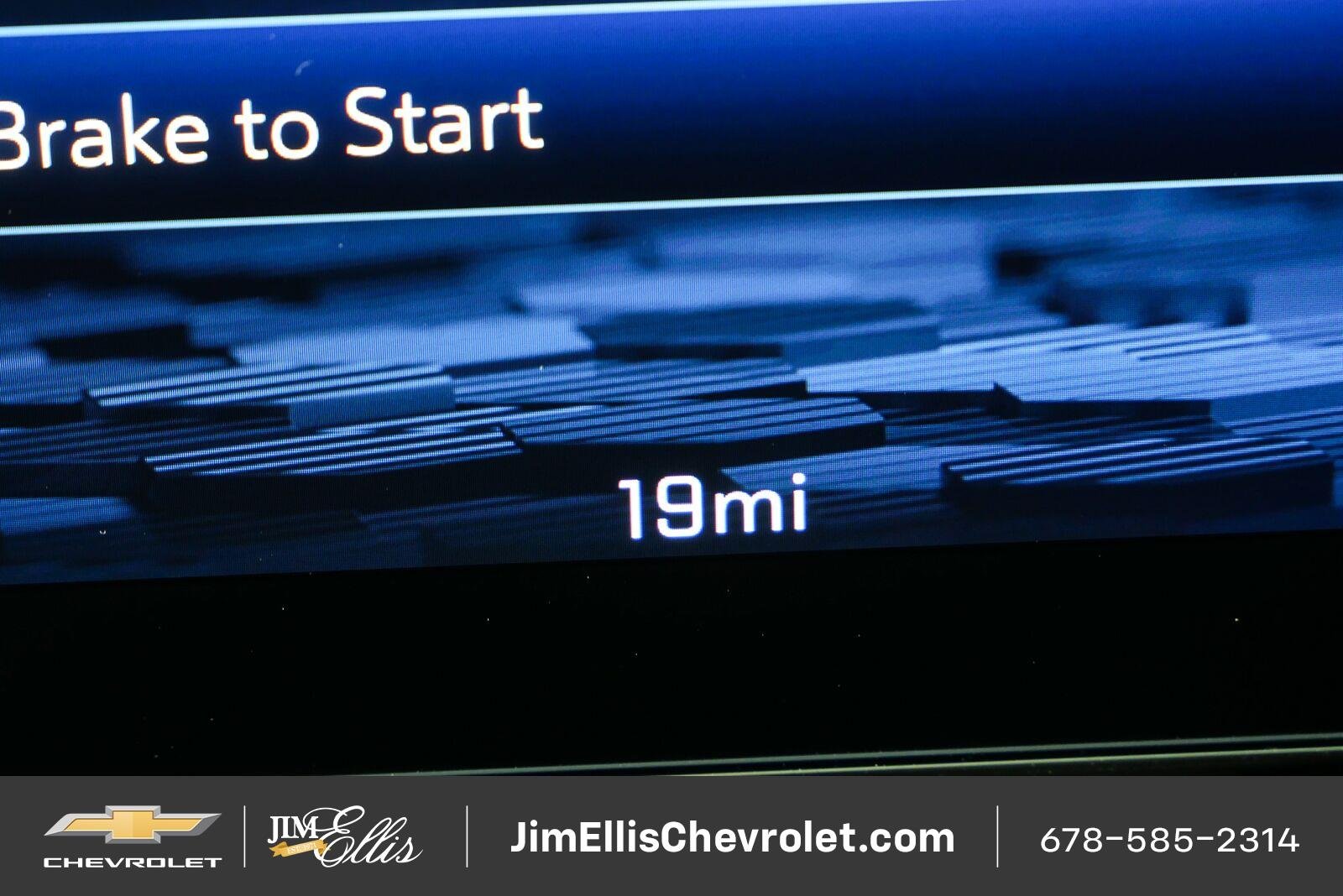 2026 Chevrolet Suburban Z71 - Photo 9