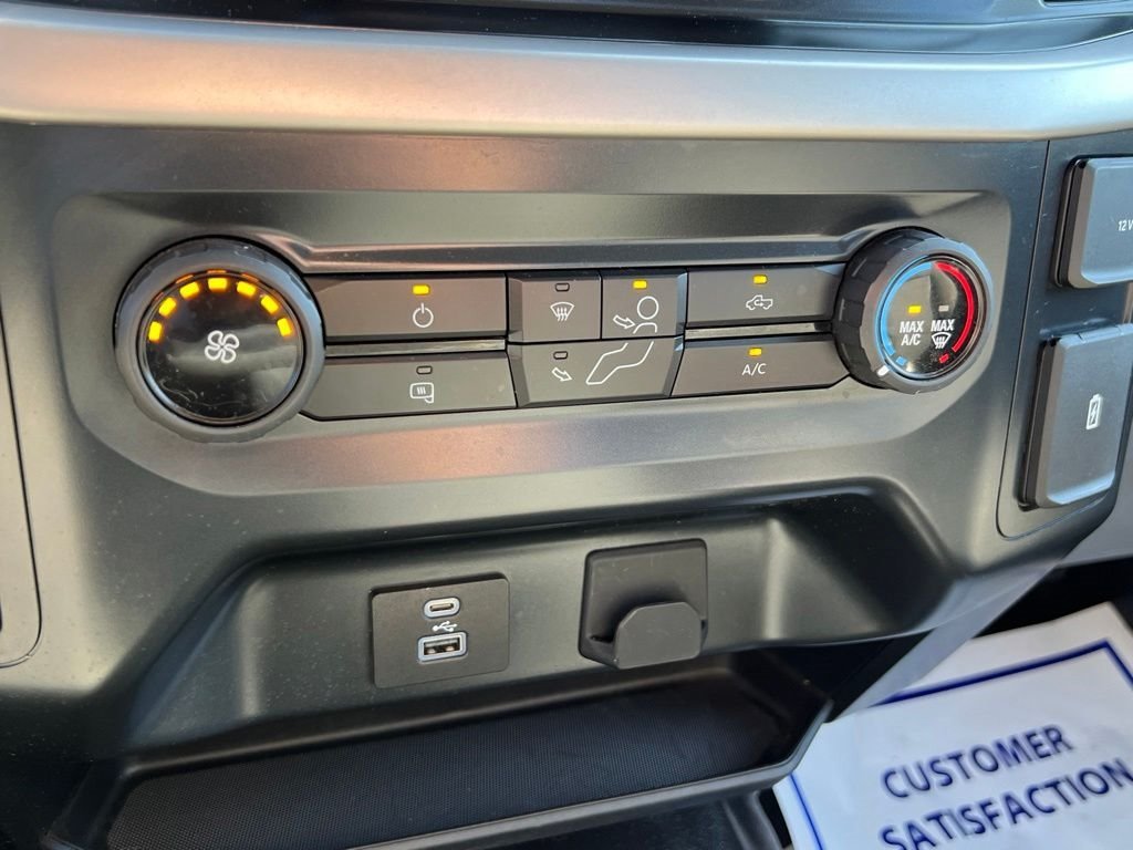 Used 2022 Oxford White Ford XL image 29
