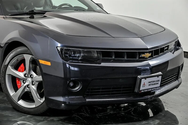 Used 2014 Chevrolet Camaro 2LT with VIN 2G1FC1E37E9136433 for sale in Aurora, IL