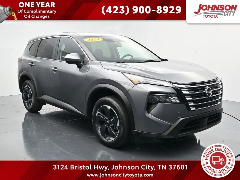 Used 2024 Gray Nissan SV image 1