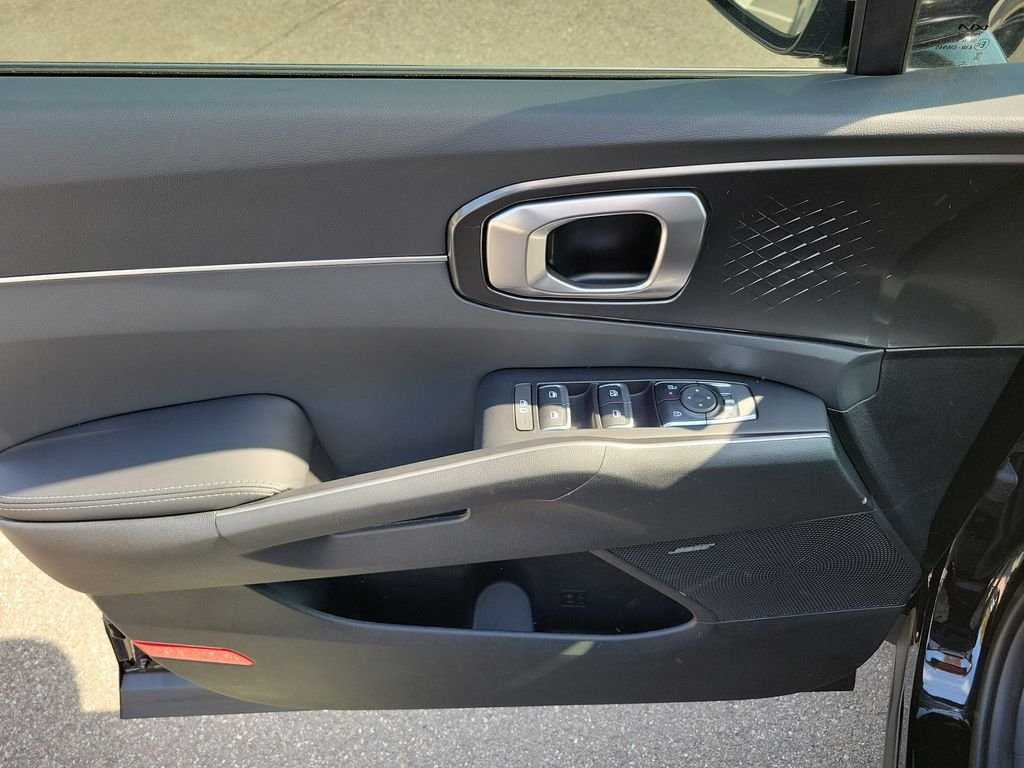 New 2026 Black Kia EX image 21