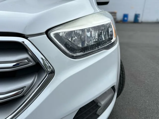 Used 2018 White Ford SE image 9