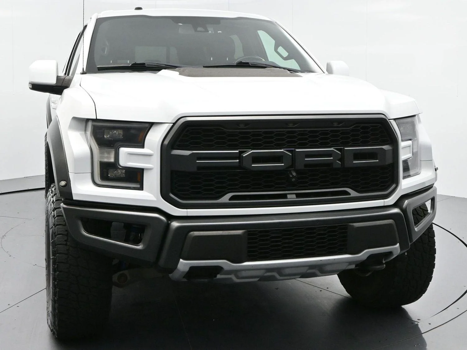Used 2018 Oxford White Ford Raptor image 2