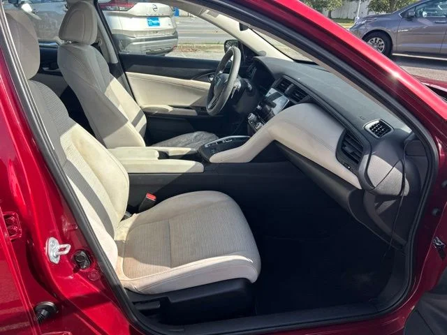 Used 2022 Red Honda EX image 11