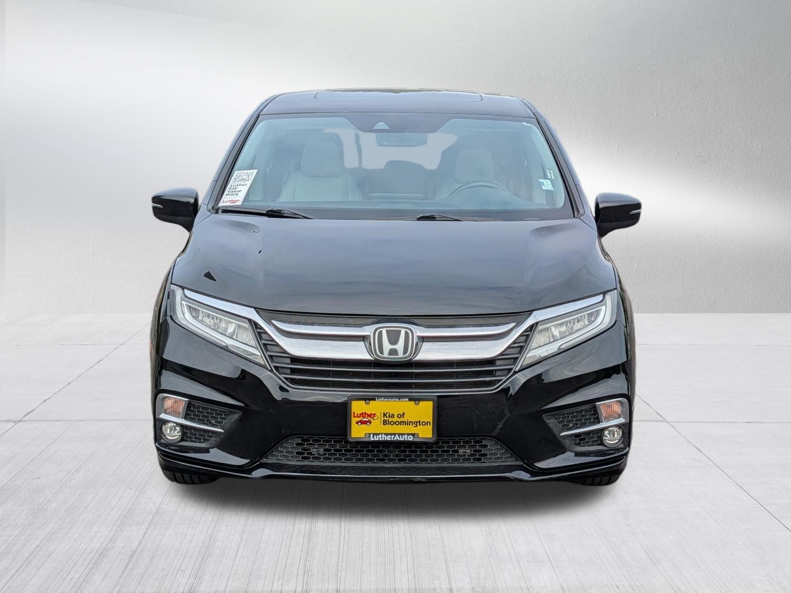 Used 2018 Honda Odyssey Touring with VIN 5FNRL6H83JB066380 for sale in Bloomington, Minnesota