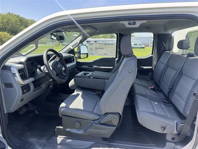 New 2026 Oxford White Ford F-350® XL image 31