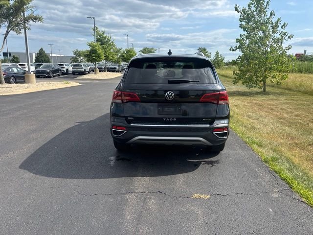 Used 2022 Black Volkswagen 1.5T SEL image 5