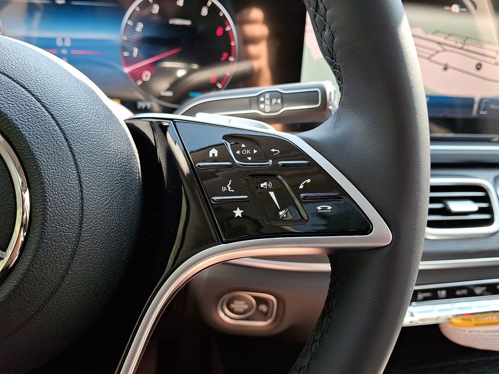 New 2026 Selenite Grey Metallic Mercedes-Benz GLE 450 image 22