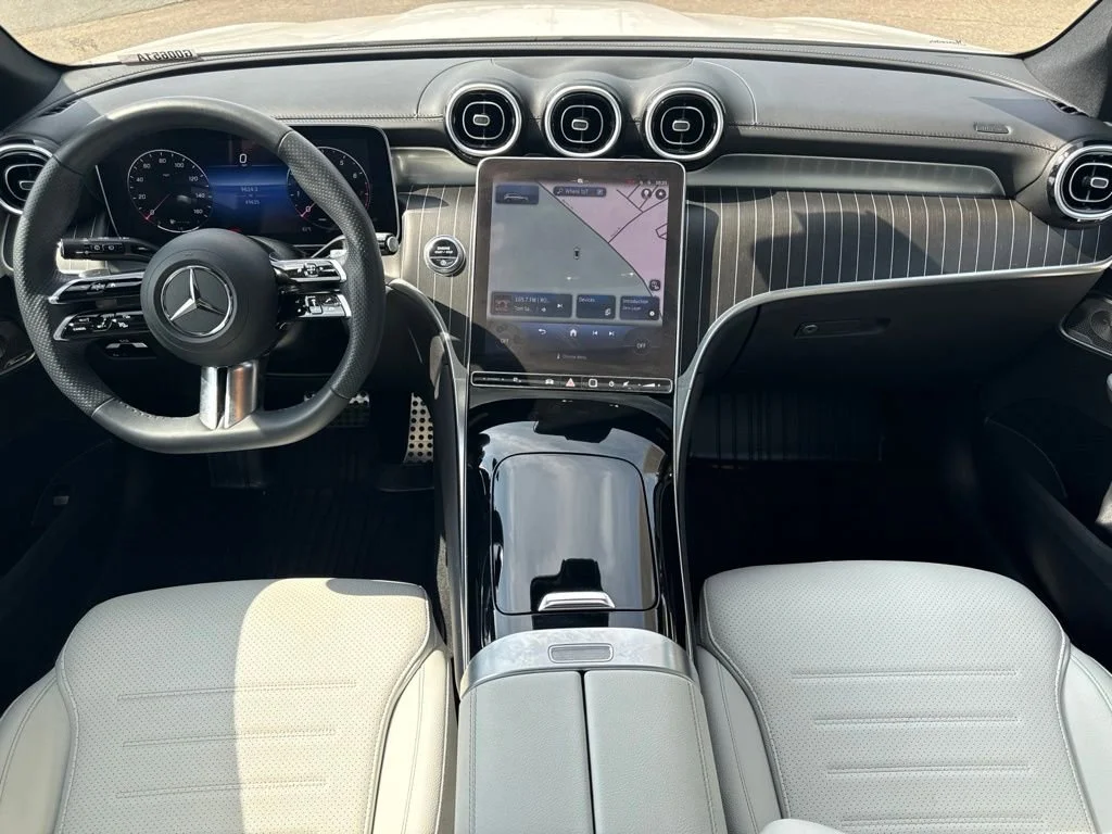 Used 2023 White Mercedes-Benz GLC 300 image 15