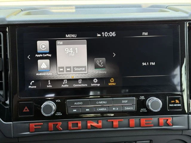 Used 2025 Gray Nissan PRO-X image 18
