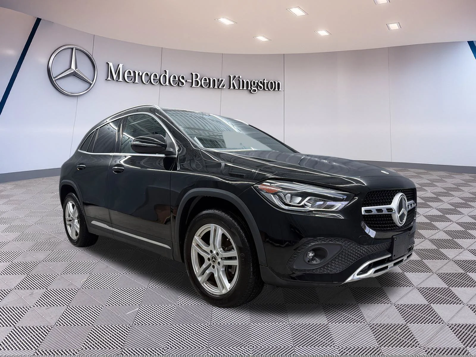 Used 2023 Black Mercedes-Benz GLA 250 image 1