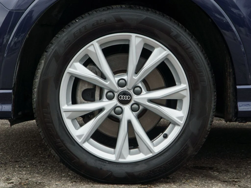 Used 2022  Audi  image 13
