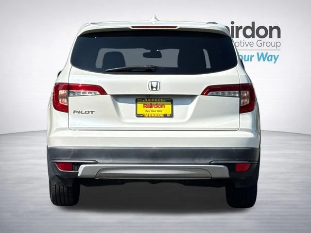 Used 2019 White Diamond Pearl Honda EX image 5