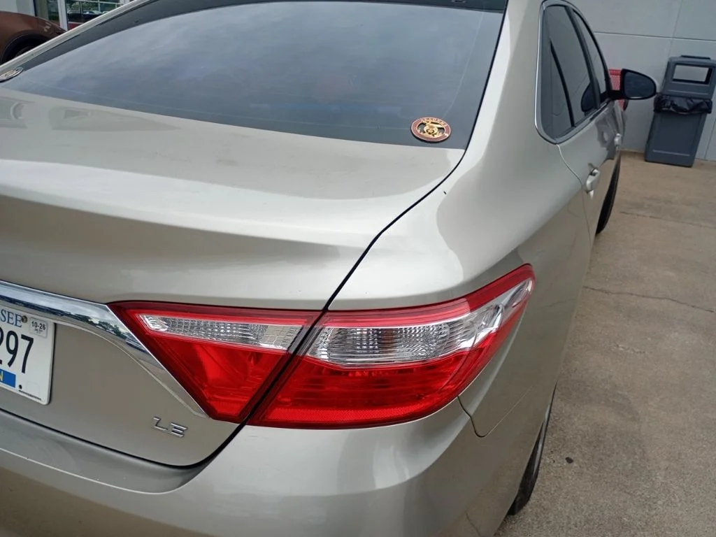 Used 2016  Toyota LE image 5
