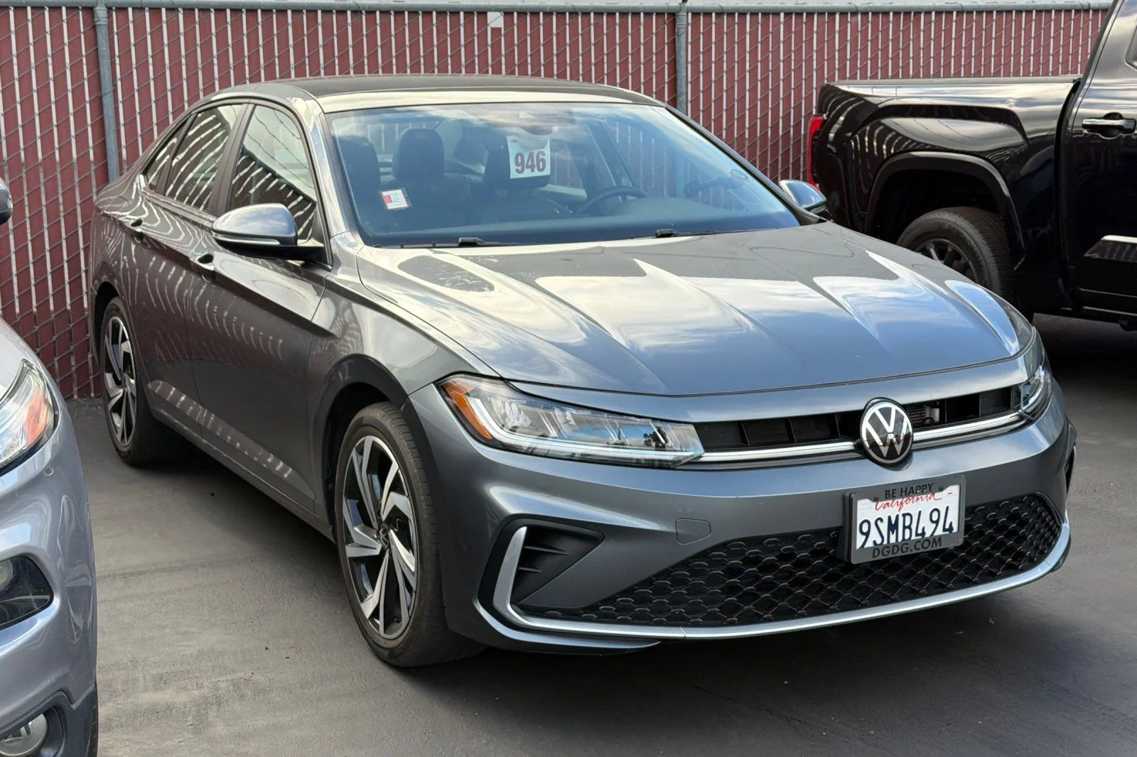 Used 2025 Gray Volkswagen 1.5T SEL image 2