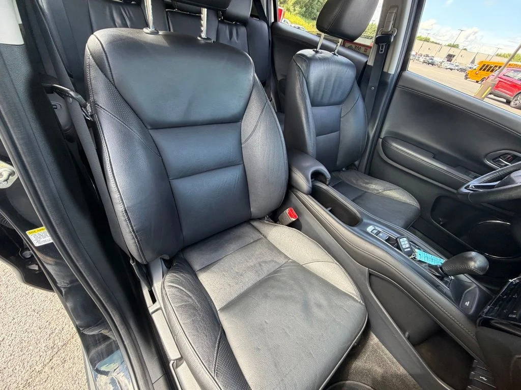 Used 2016 Black Honda EX-L image 43