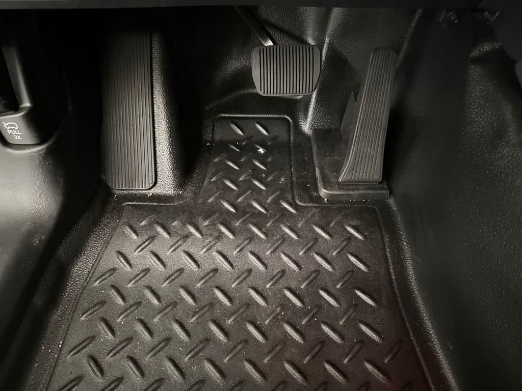 New 2025 White Ford Base image 31