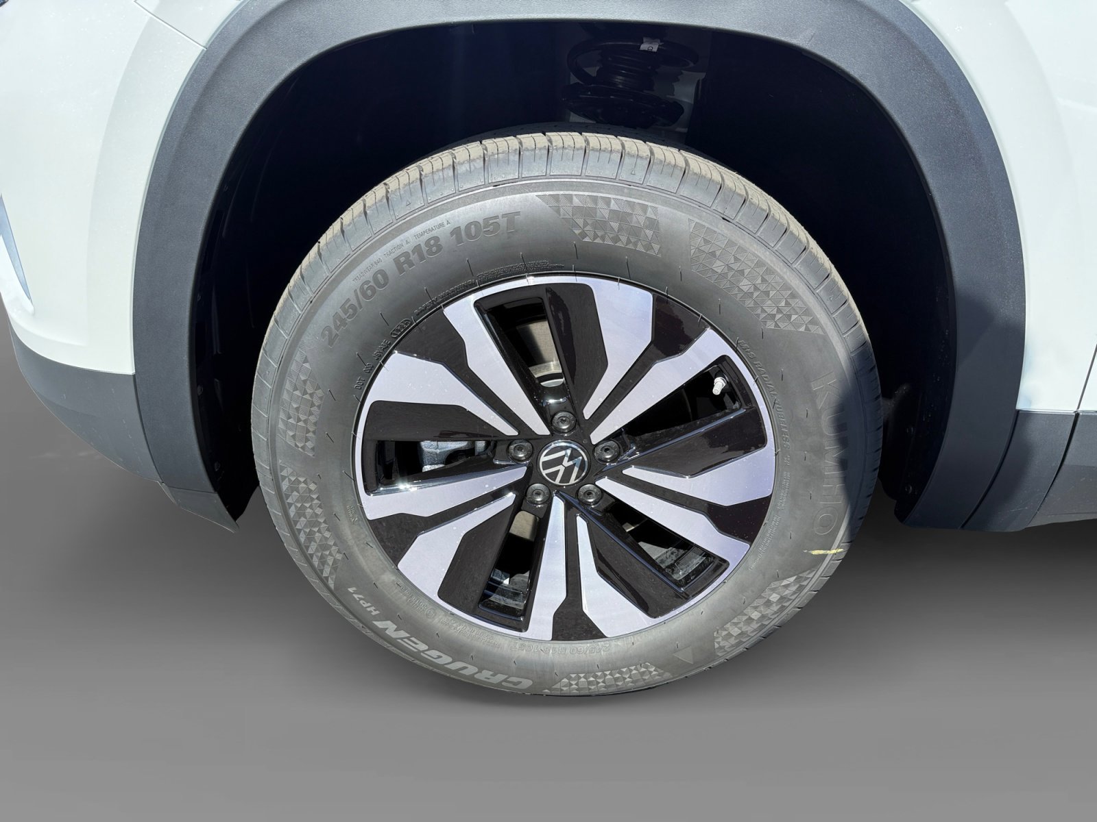 New 2026 Opal White Pearl Volkswagen 2.0T SE image 9