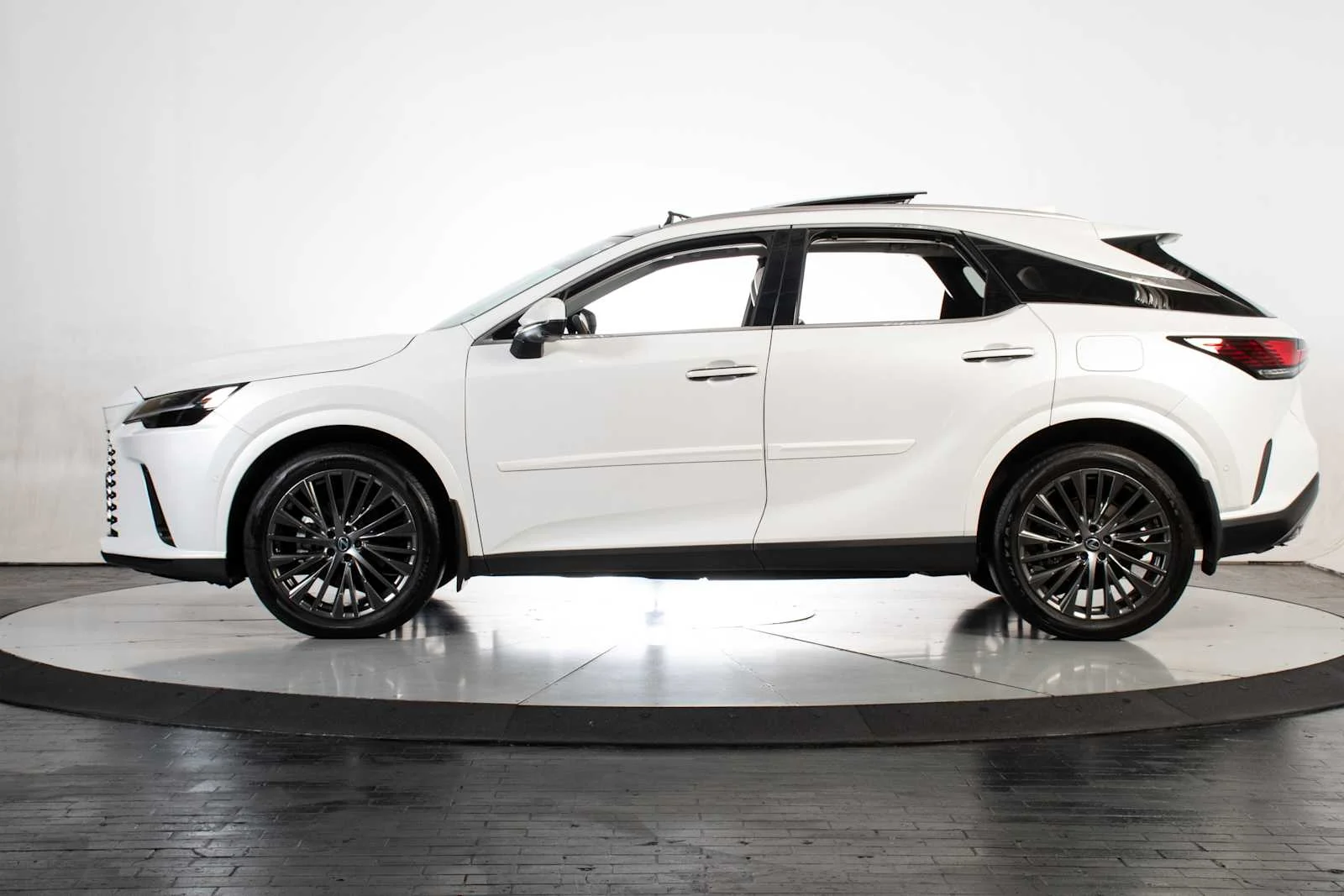 Certified Used 2026 EMINENT WHITE PEARL Lexus Luxury image 2