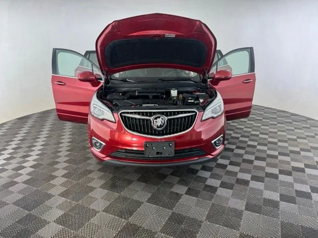 Used 2019 Red Buick Essence image 11