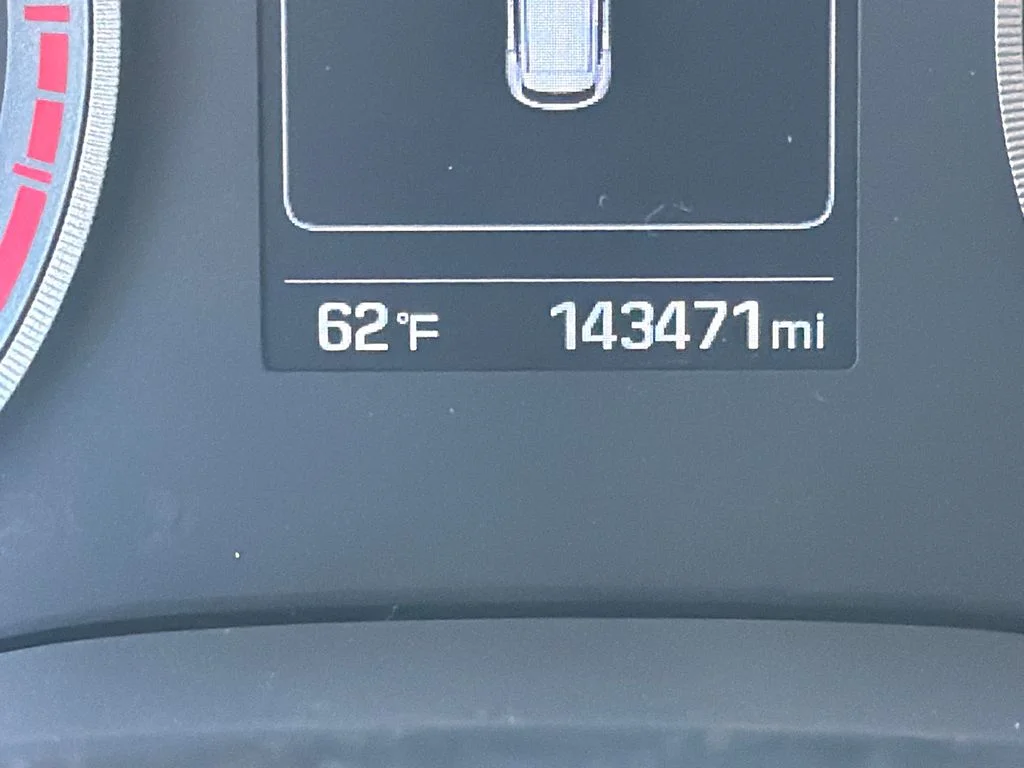 Used 2017 Black Hyundai SE Plus image 27