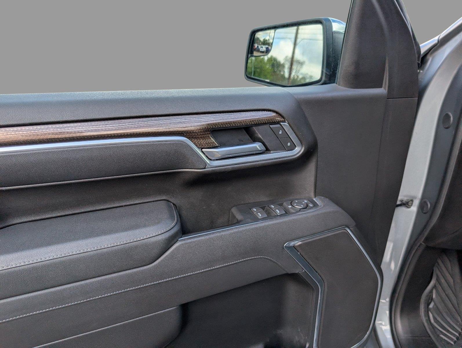 Used 2026 Sterling Gray Metallic Chevrolet LT image 12