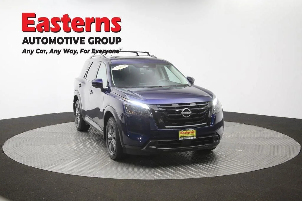 Used 2023 Blue Nissan SV image 54