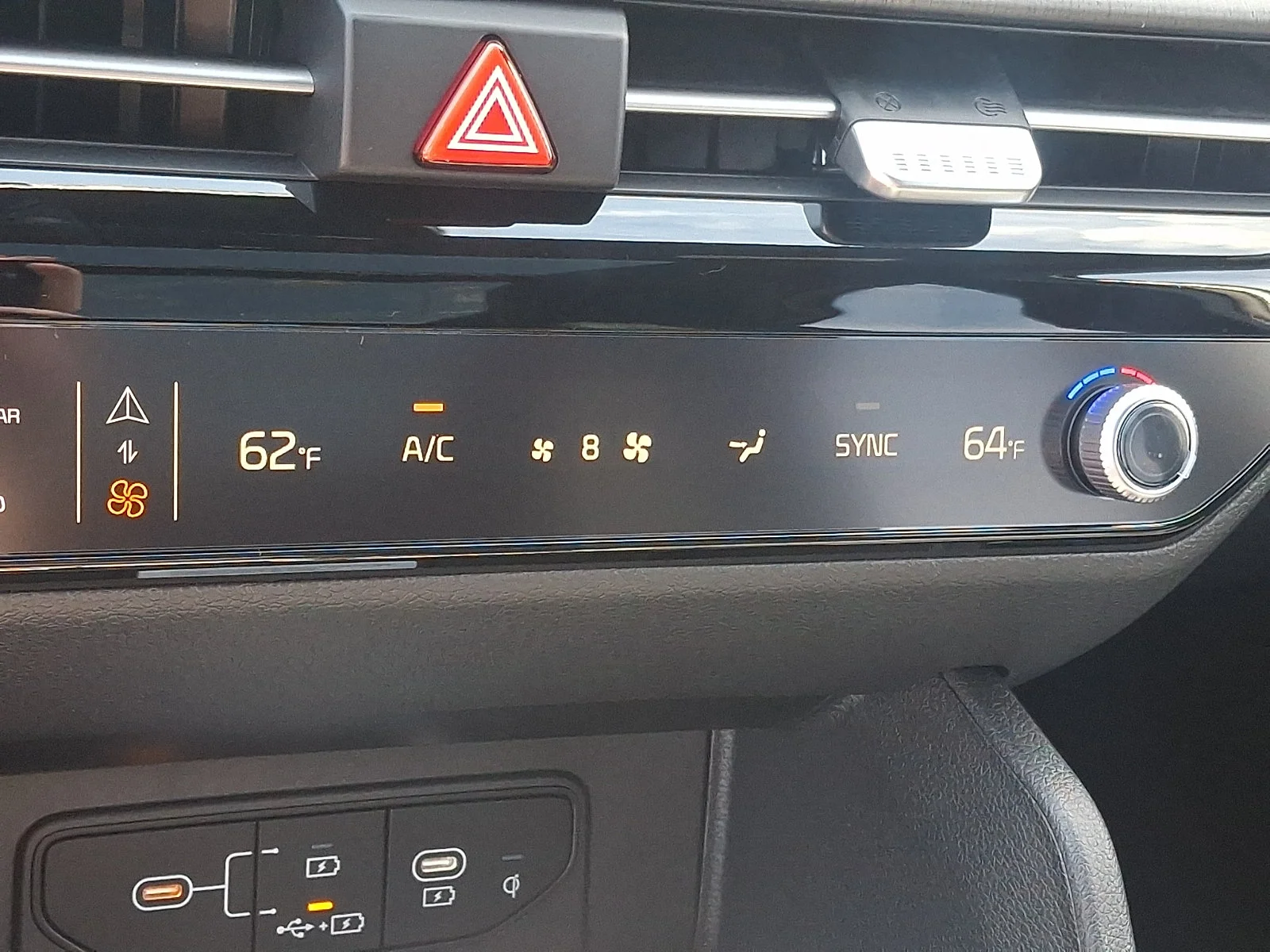 New 2027 White Kia X-Line image 15