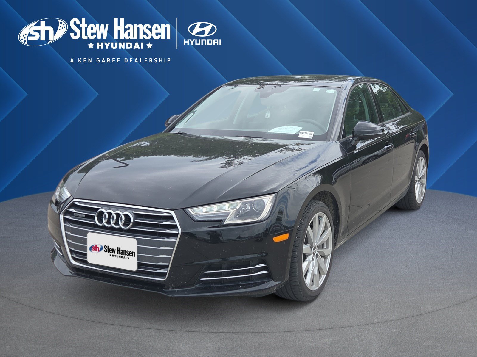 2017 Audi A4 2.0T quattro S tronic Premium's photo