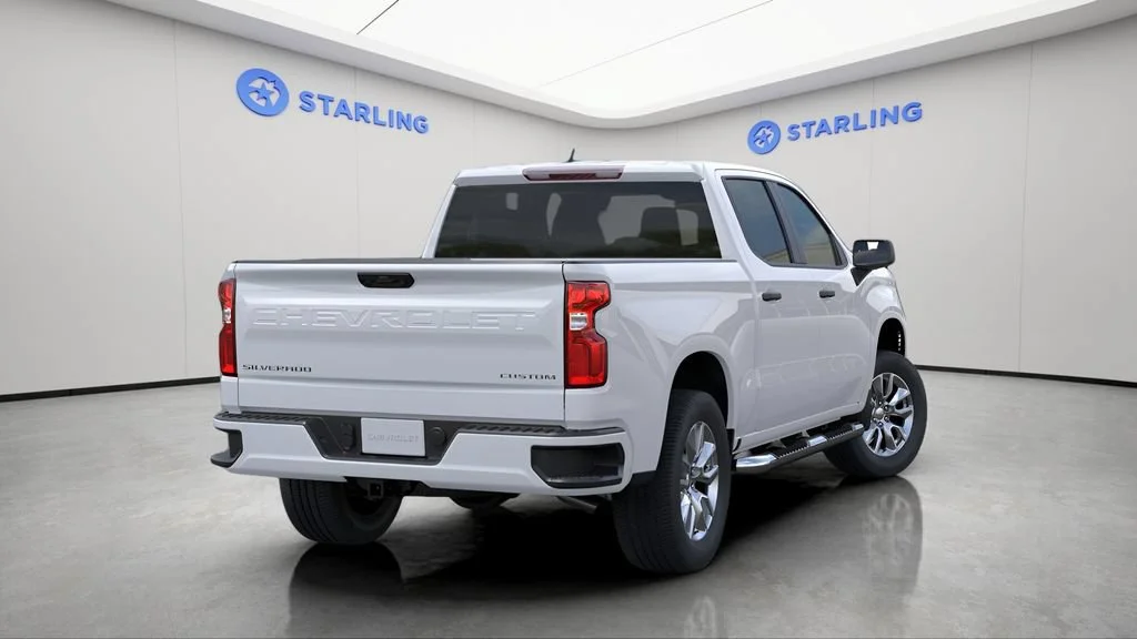 2026 Chevrolet Silverado 1500 Custom - Photo 5