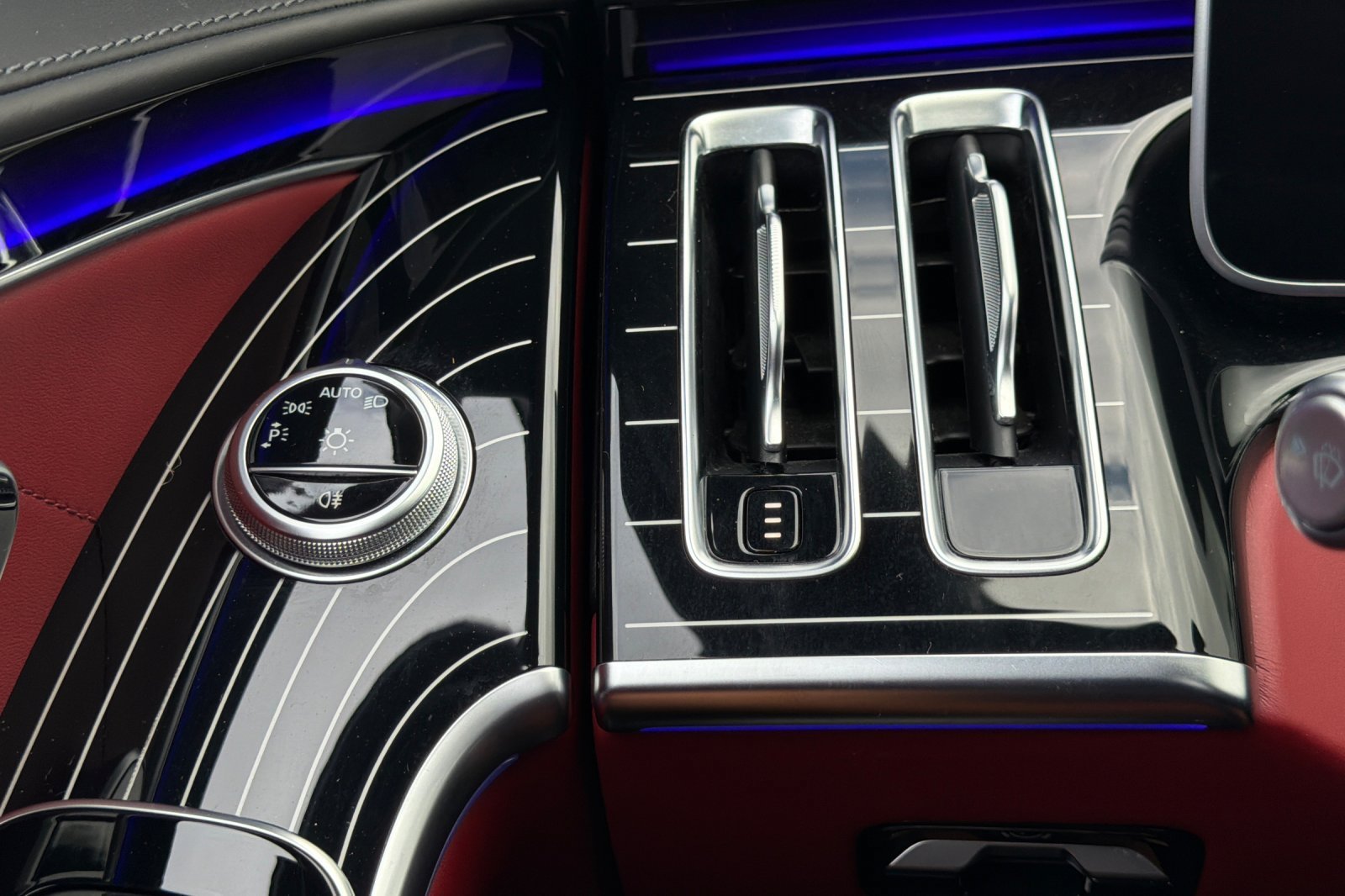 Used 2023 Black Mercedes-Benz S 580 image 30