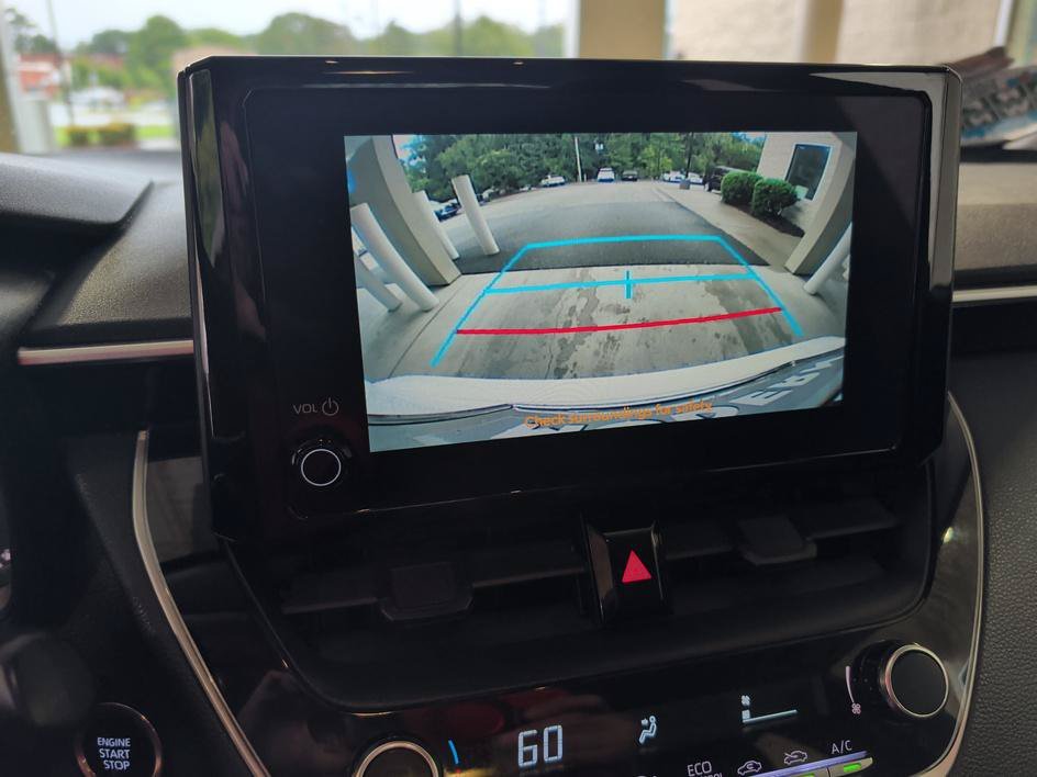 Used 2023 Ice Toyota LE image 23