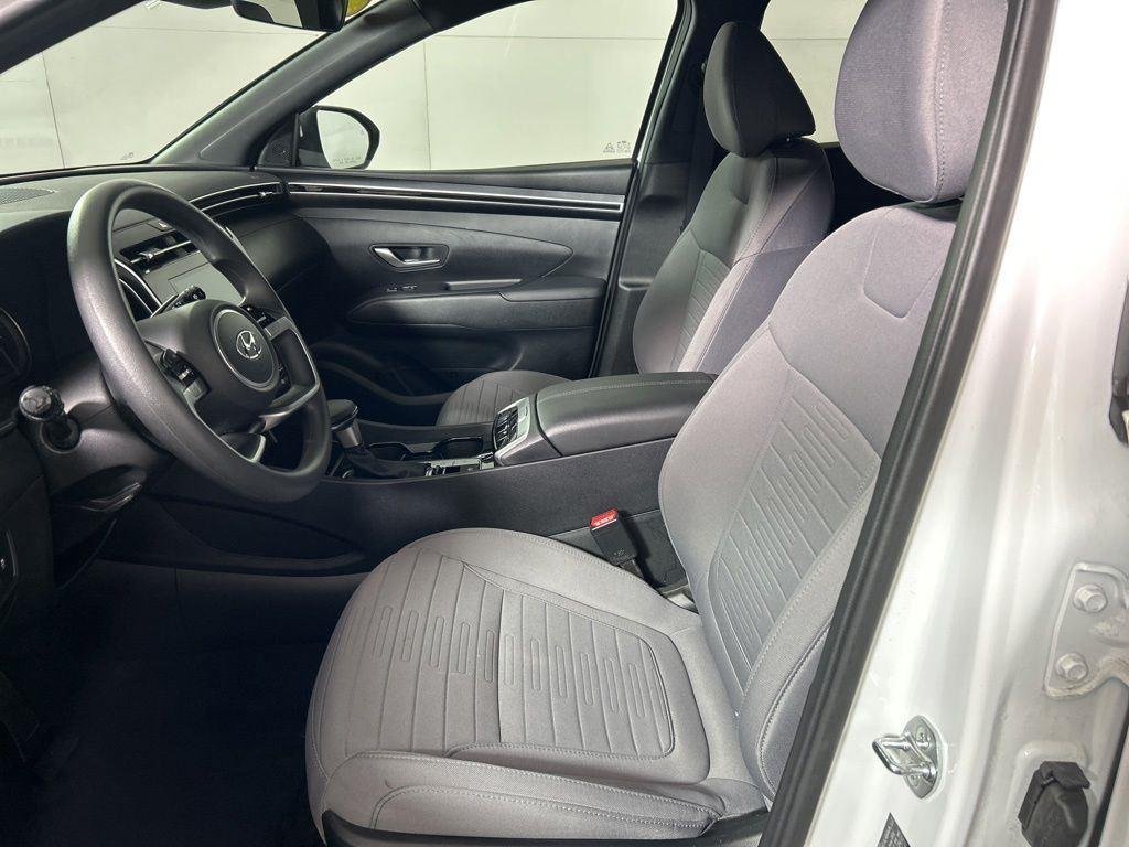 Used 2024 White Hyundai SEL image 14