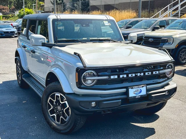 2026 Ford Bronco Outer Banks®