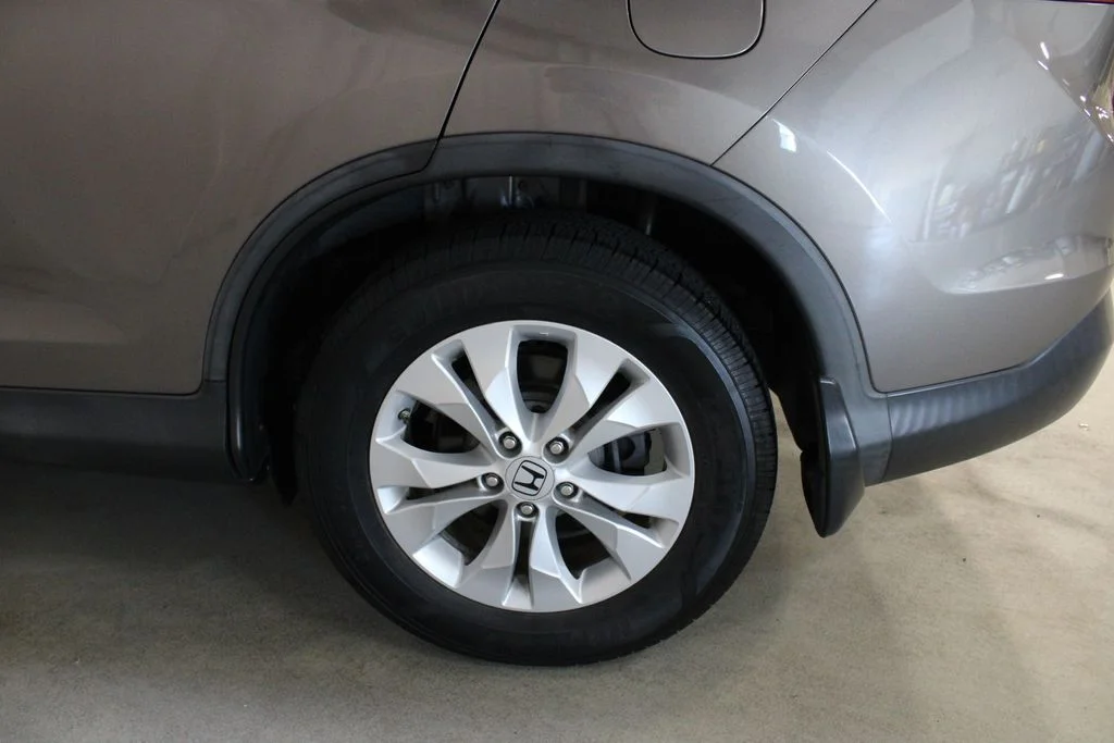 Used 2013 Gray Honda EX-L image 30