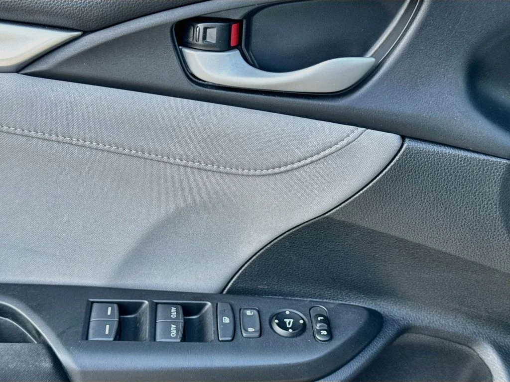 Used 2018 Blue Honda EX image 20