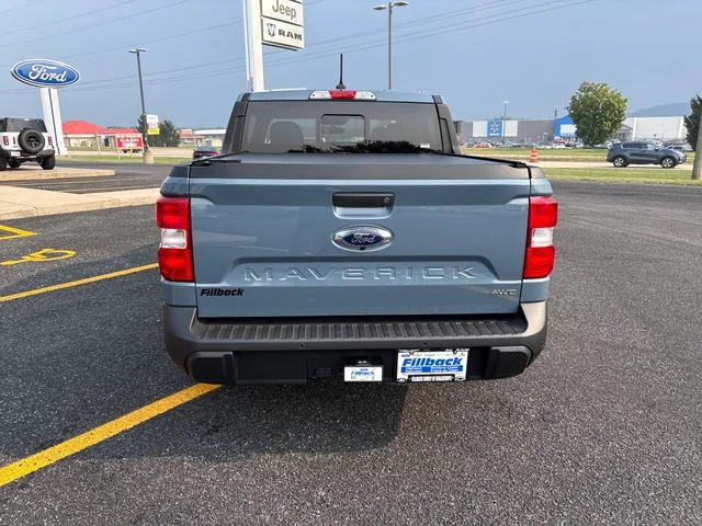 Used 2024 Azure Gray Metallic Ford Lariat image 6