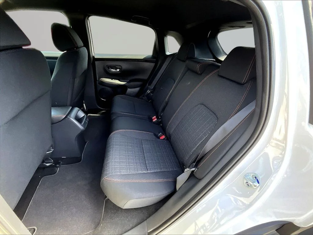 New 2027 Platinum White Pearl Honda Sport AWD image 22
