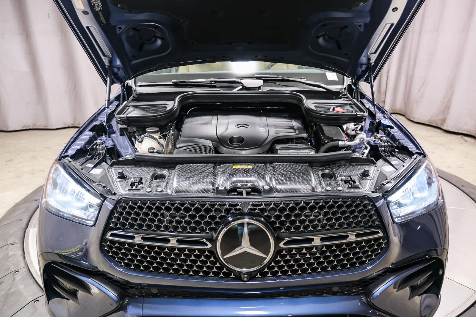 Used 2026 Twilight Blue Metallic Mercedes-Benz GLE 450 image 34