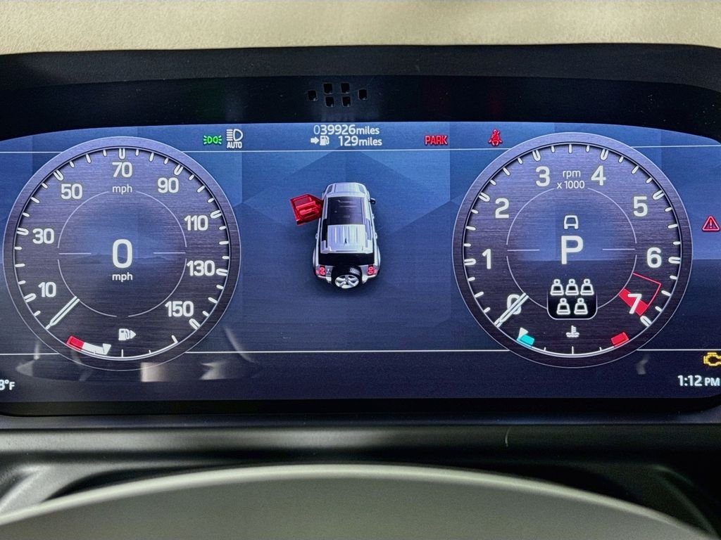 Used 2020 Pangea Green Metallic Land Rover First Edition image 13