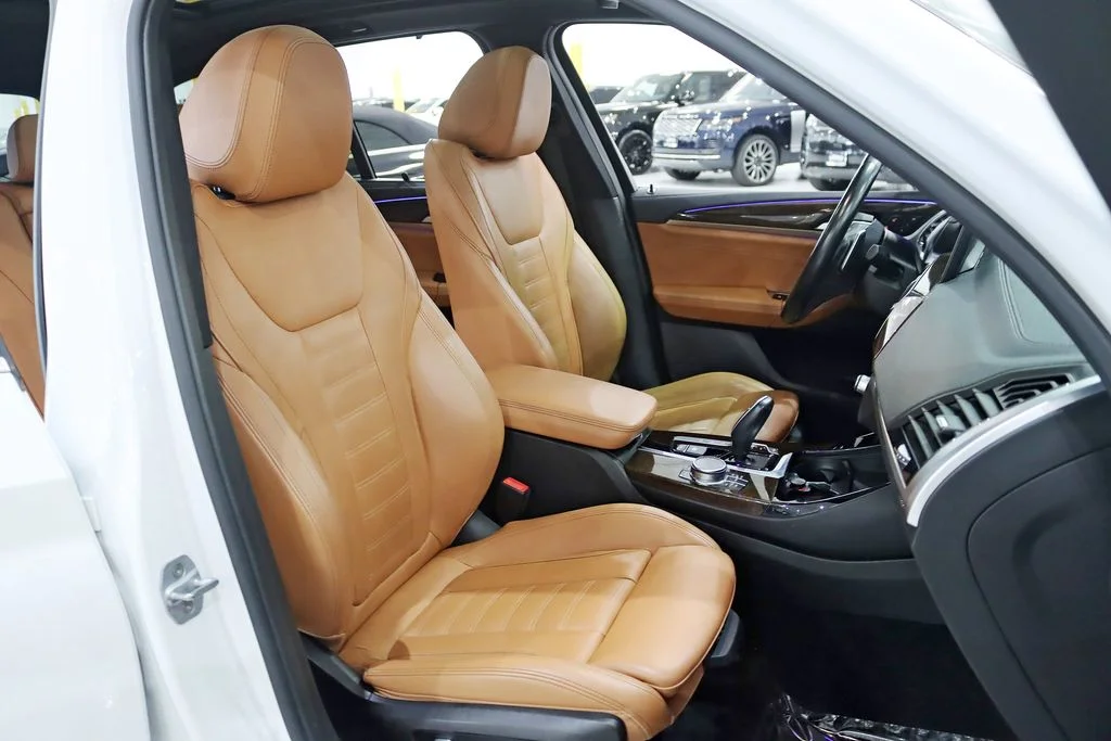 Used 2019 White BMW xDrive30i image 28