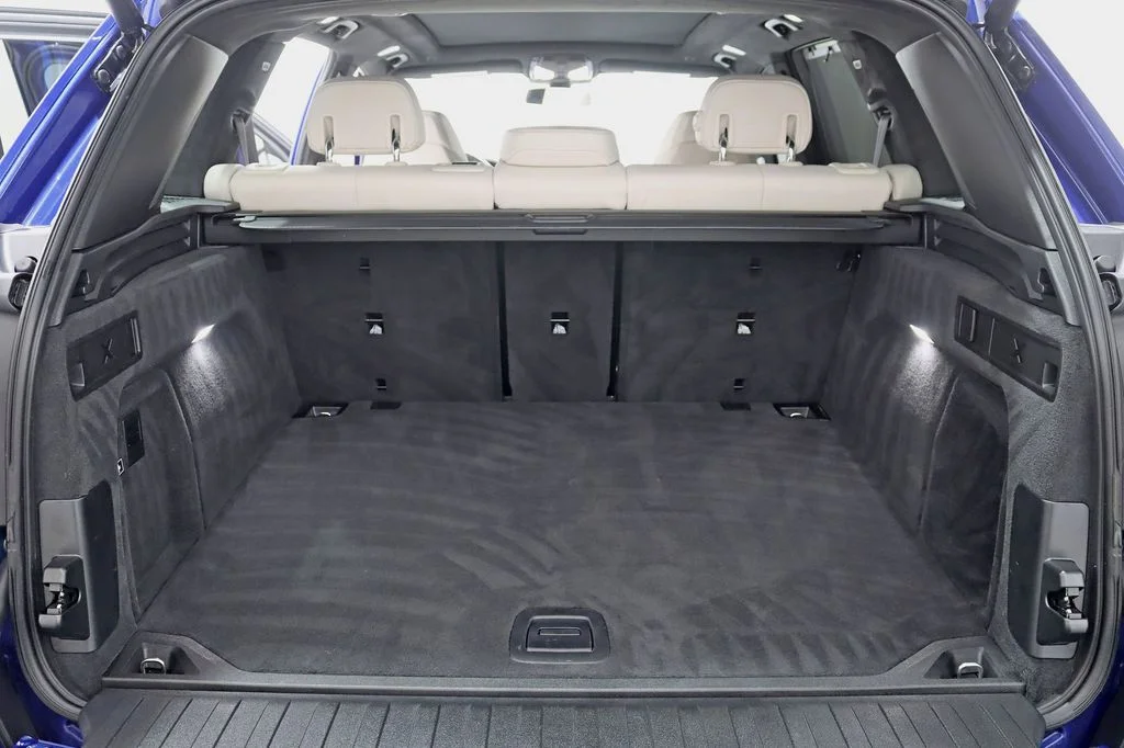 Used 2023 Blue BMW Base image 47