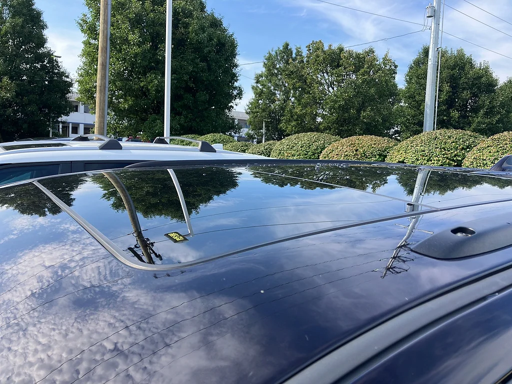 Used 2019 Sangria Metallic Clear Coat Jeep High Altitude image 5