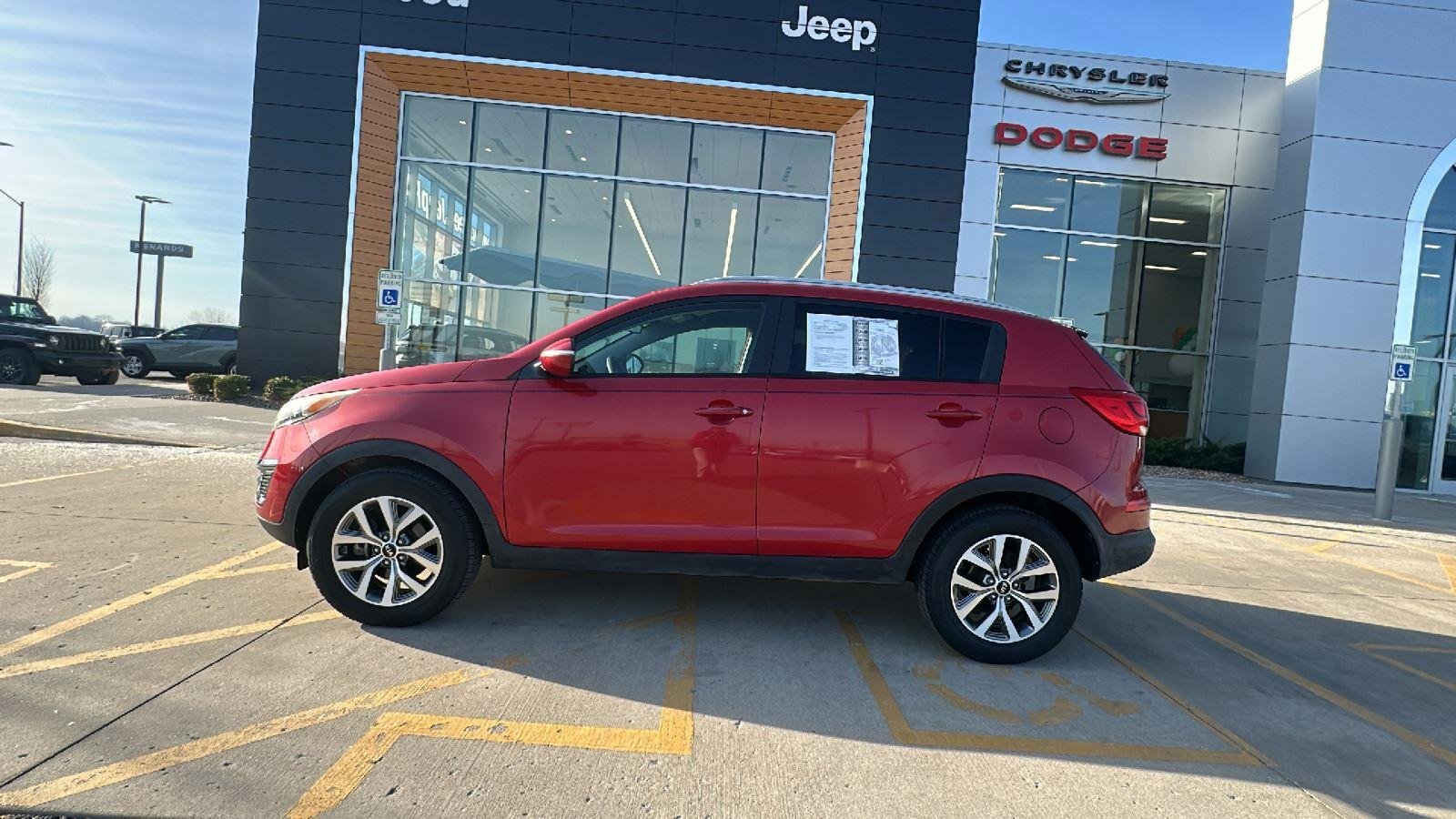 Used 2014 Kia Sportage LX with VIN KNDPB3AC6E7647665 for sale in Kansas City
